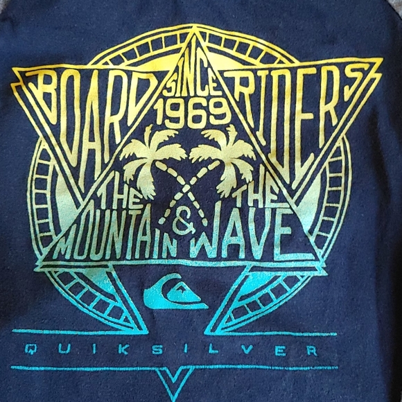 Quicksilver shirt - Picture 2 of 7